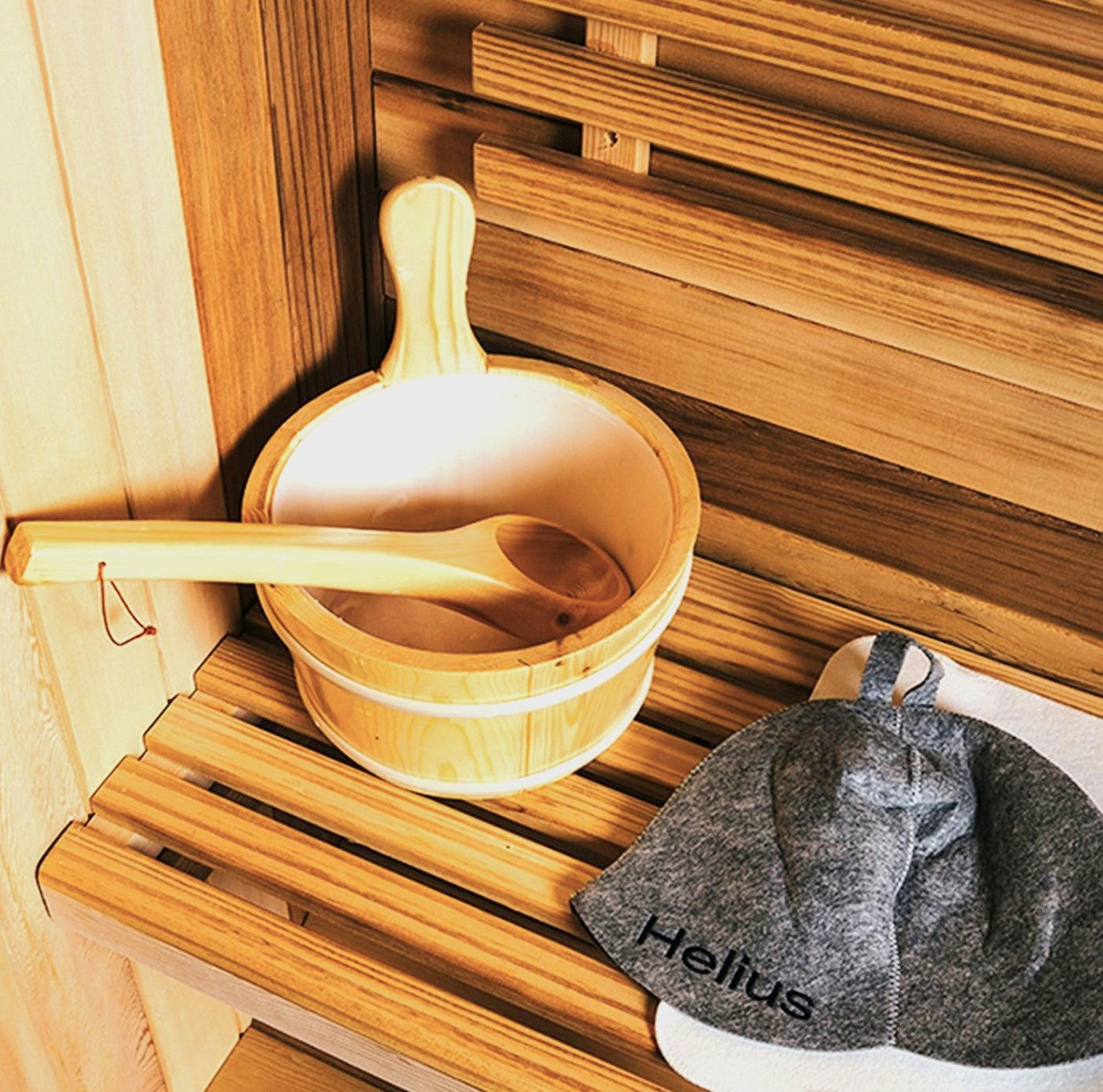 2-Person Deluxe Black Cube Cedar Sauna with 6kW Heater and Accessories